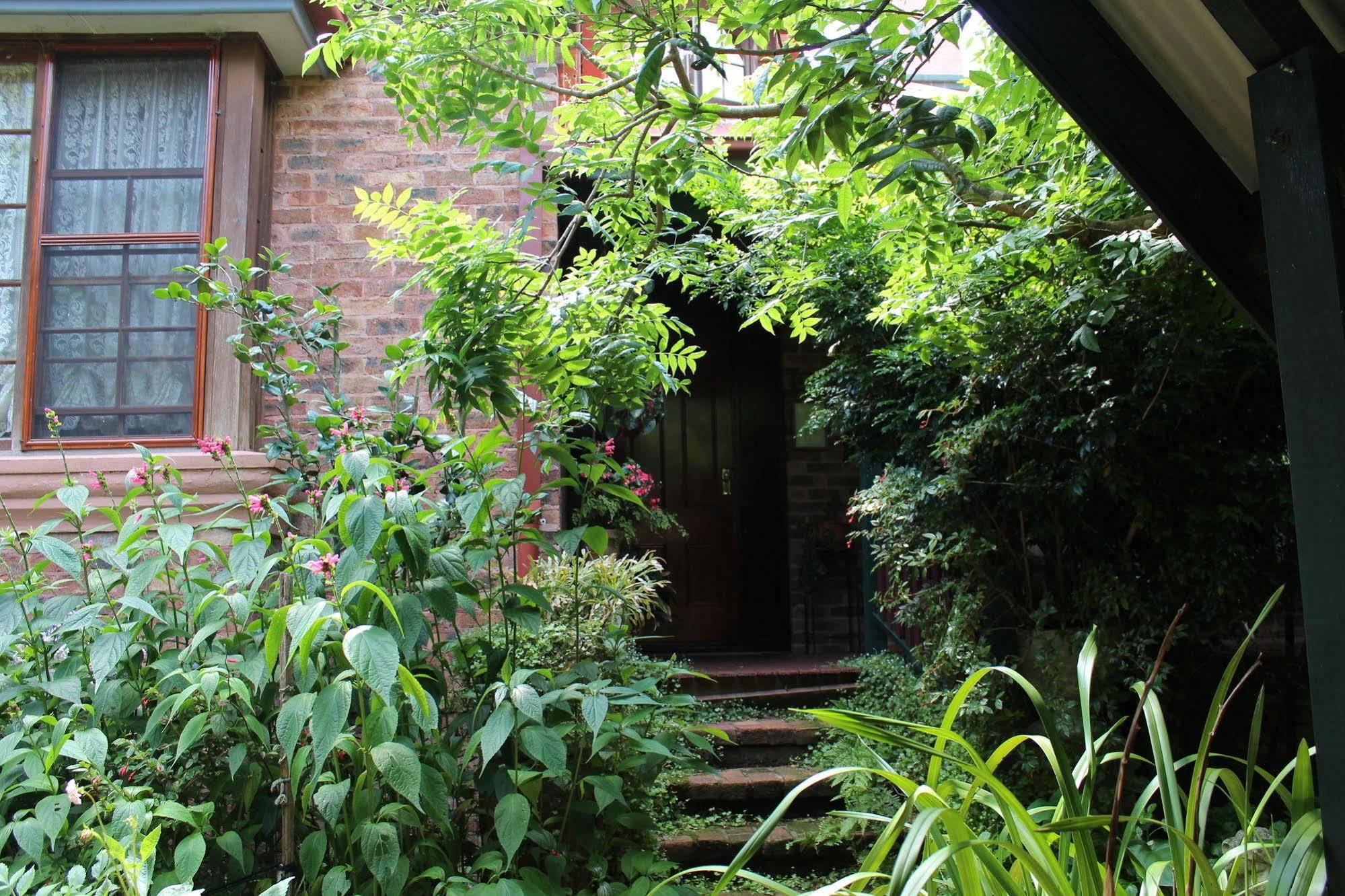 Storey Grange Springwood Luaran gambar
